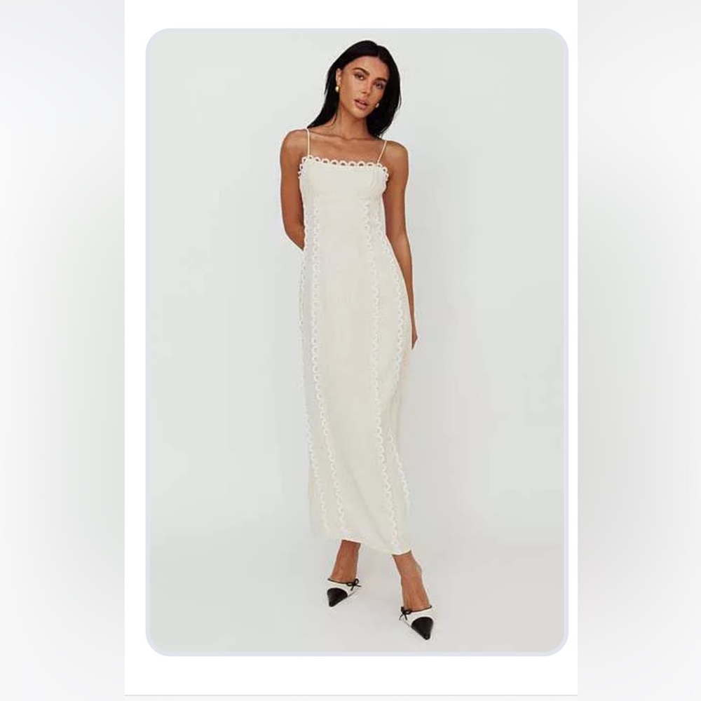 Chic Cream Lace-Trim Maxi Dress
